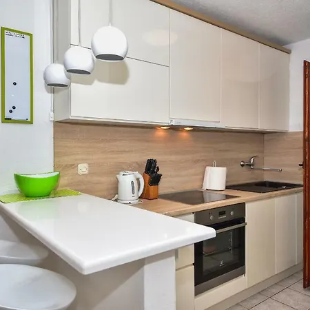 Robertino 1966 Daire *