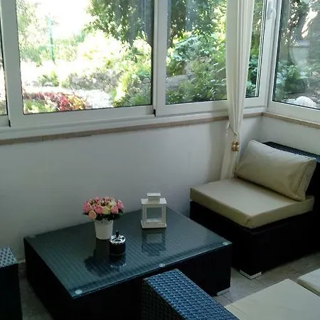 Robertino 1966 Apartment